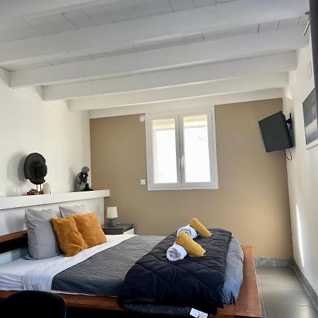 נים Mas La Farelle Chambre D'Hote,Fitness & Salle De Jeux Gratuite & Spa En Supplement מראה חיצוני תמונה