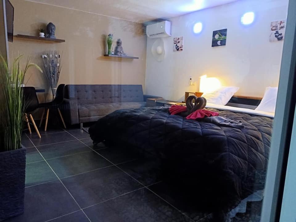 נים Mas La Farelle Chambre D'Hote,Fitness & Salle De Jeux Gratuite & Spa En Supplement מראה חיצוני תמונה