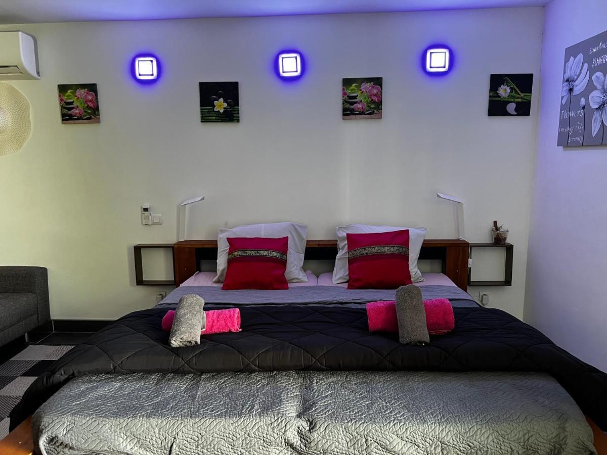 נים Mas La Farelle Chambre D'Hote,Fitness & Salle De Jeux Gratuite & Spa En Supplement מראה חיצוני תמונה